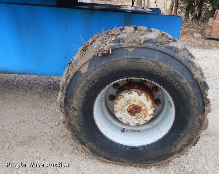 image for item DL2696 1995 Genie S65  boom lift