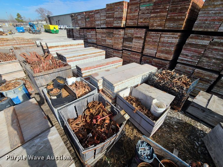 image for item FW9654 Symons concrete forms