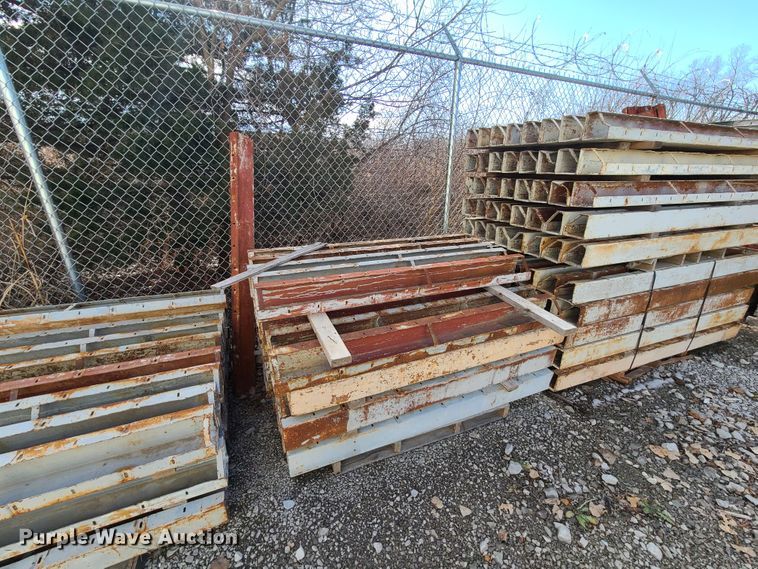 image for item FW9654 Symons concrete forms