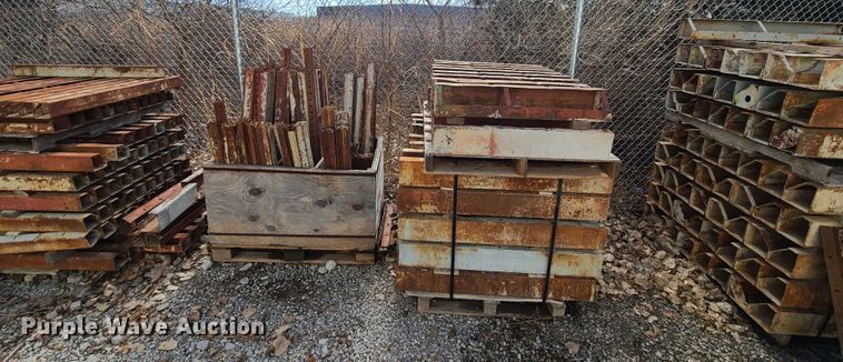 image for item FW9654 Symons concrete forms