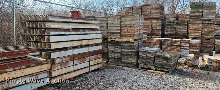 image for item FW9654 Symons concrete forms