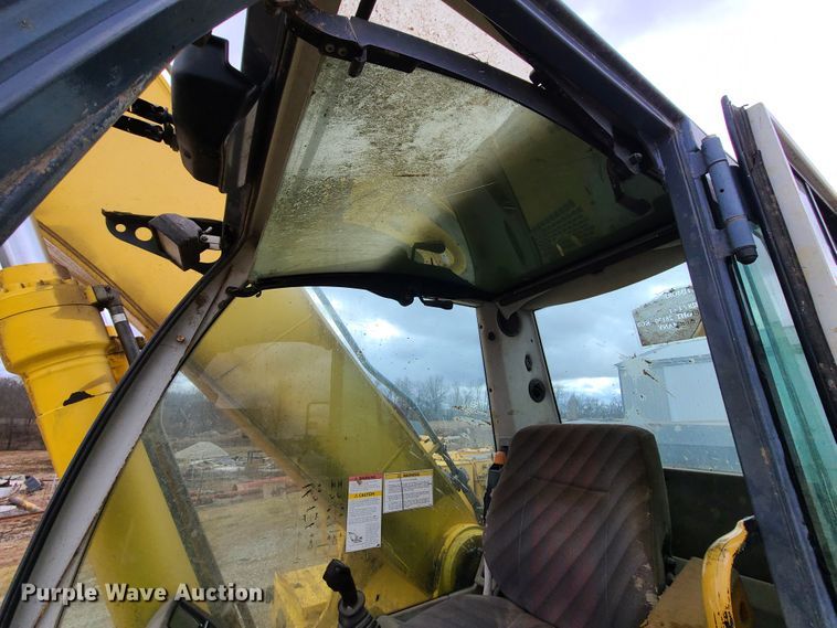image for item FW9664 New Holland EC270  excavator