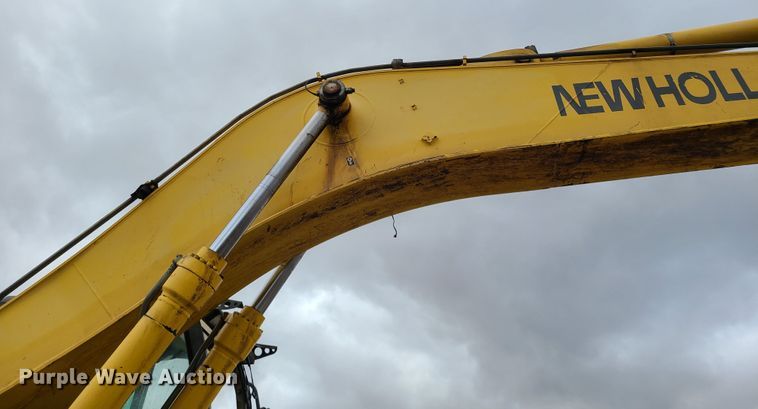 image for item FW9664 New Holland EC270  excavator