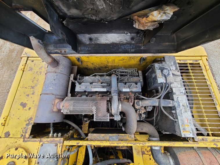 image for item FW9664 New Holland EC270  excavator