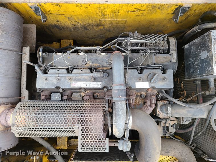 image for item FW9664 New Holland EC270  excavator