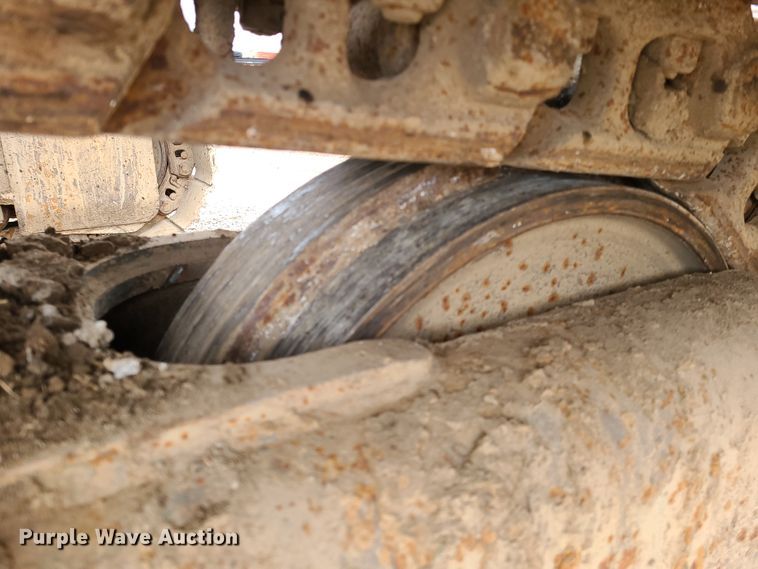 image for item FW9664 New Holland EC270  excavator