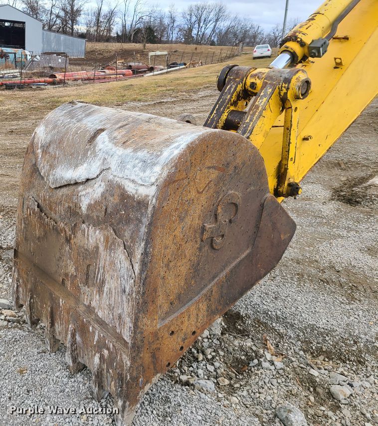 image for item FW9664 New Holland EC270  excavator