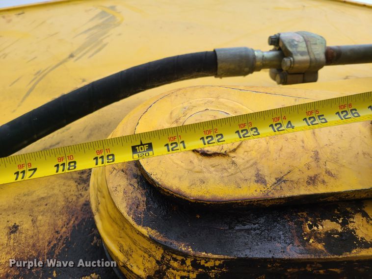 image for item FW9664 New Holland EC270  excavator