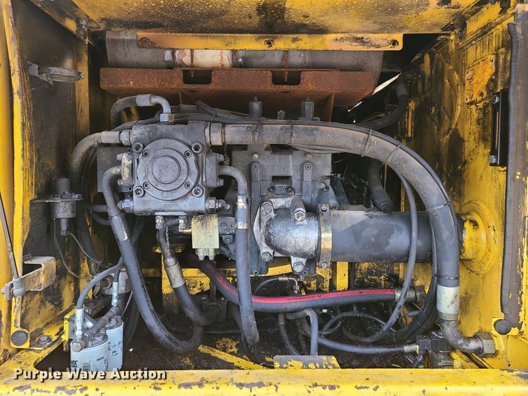 image for item FW9664 New Holland EC270  excavator