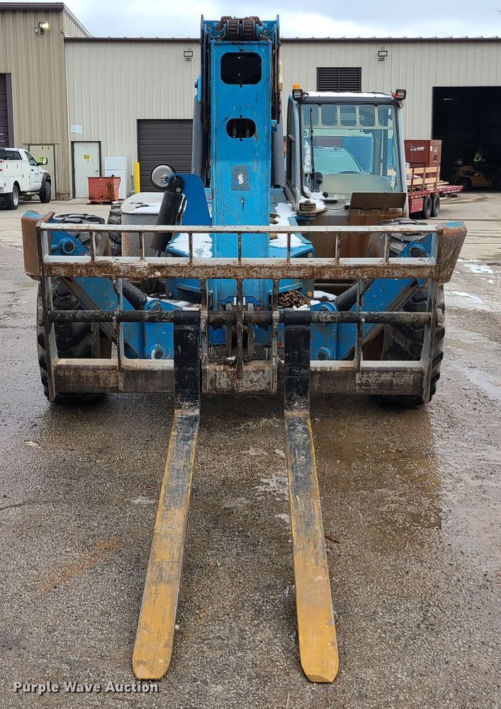 image for item FW9693 2008 Genie GTH-1056  telehandler