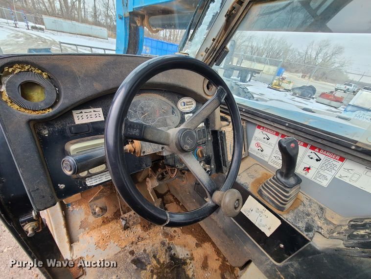 image for item FW9693 2008 Genie GTH-1056  telehandler