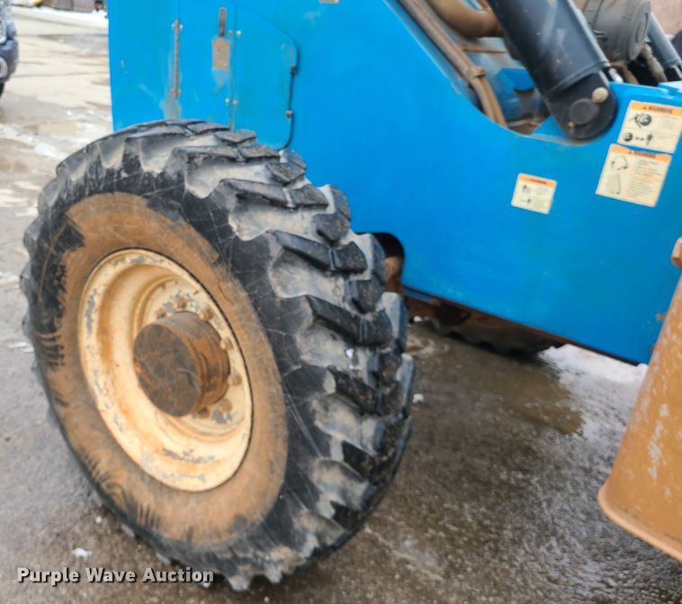 image for item FW9693 2008 Genie GTH-1056  telehandler
