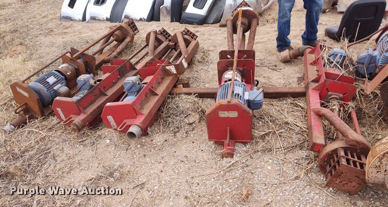 image for item FY9822 (5) Fisher pumps