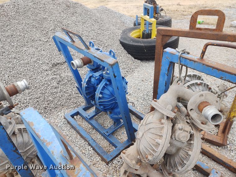 image for item FY9823 (7) Diaphragm pumps