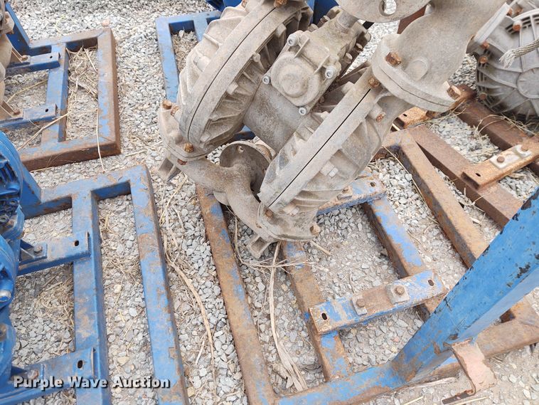 image for item FY9823 (7) Diaphragm pumps