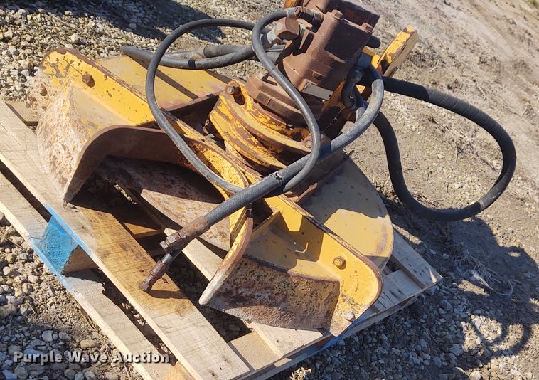 image for item FY9830 WBM ERC36 excavator rotary brush cutter