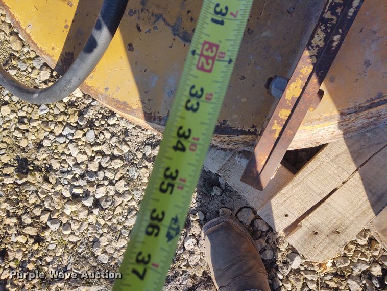 image for item FY9830 WBM ERC36 excavator rotary brush cutter