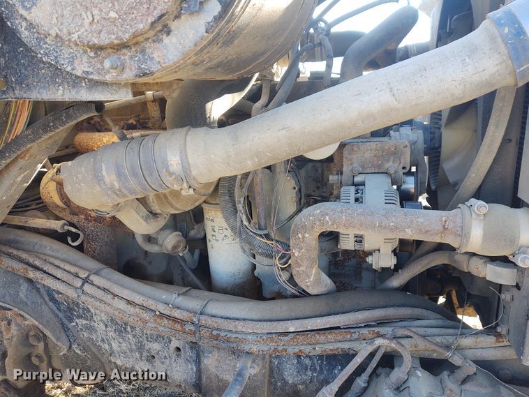 image for item FY9831 1996 Ford L9000  dump truck