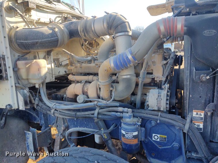 image for item FY9832 2002 Peterbilt 379  dump truck