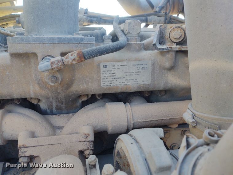 image for item FY9832 2002 Peterbilt 379  dump truck