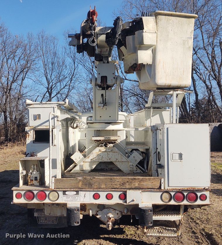 image for item FY9836 1988 GMC TopKick  bucket truck