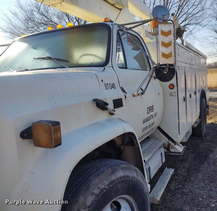 image for item FY9836 1988 GMC TopKick  bucket truck