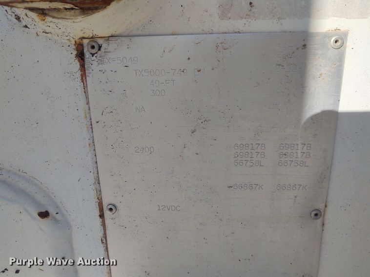 image for item FY9836 1988 GMC TopKick  bucket truck