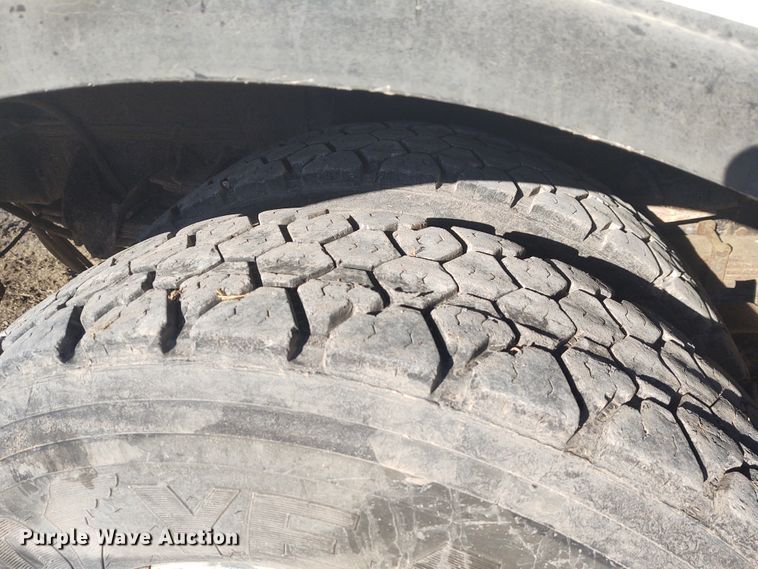 image for item FY9836 1988 GMC TopKick  bucket truck