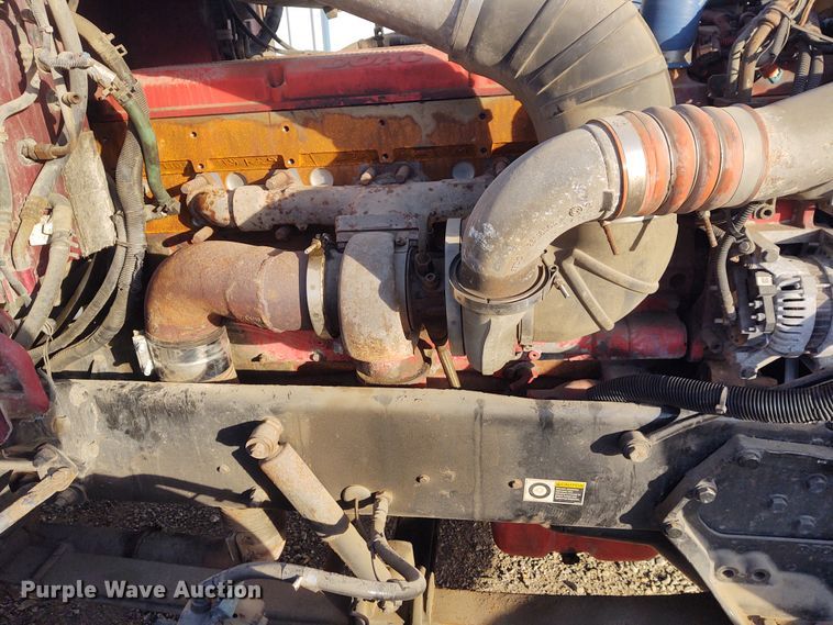 image for item FY9882 2009 Peterbilt 386  semi truck