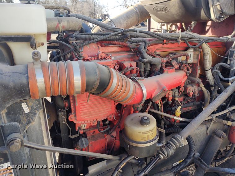 image for item FY9882 2009 Peterbilt 386  semi truck