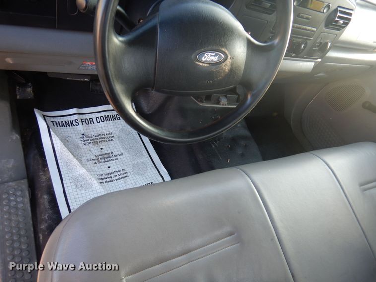 image for item GG9252 2005 Ford F450 Super Duty  bucket truck