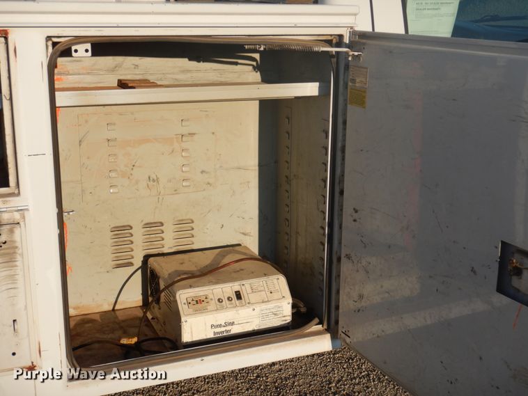 image for item GG9252 2005 Ford F450 Super Duty  bucket truck