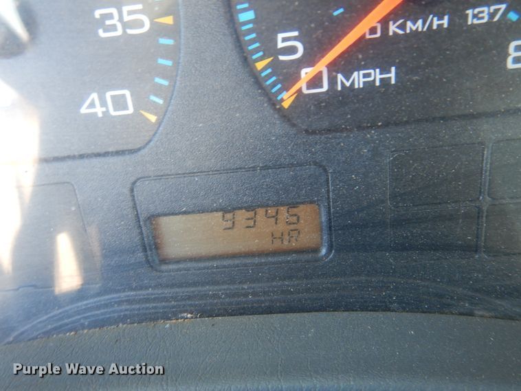 image for item GG9260 2006 International 4300  forestry bucket truck