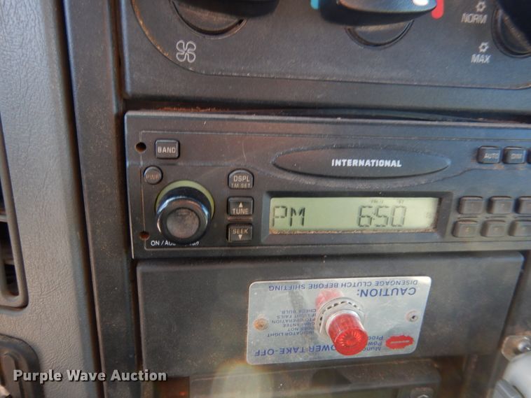 image for item GG9260 2006 International 4300  forestry bucket truck