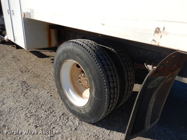 image for item GG9260 2006 International 4300  forestry bucket truck