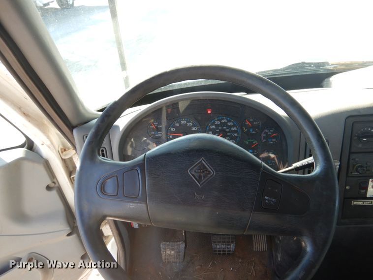 image for item GG9261 2006 International 4300  forestry bucket truck