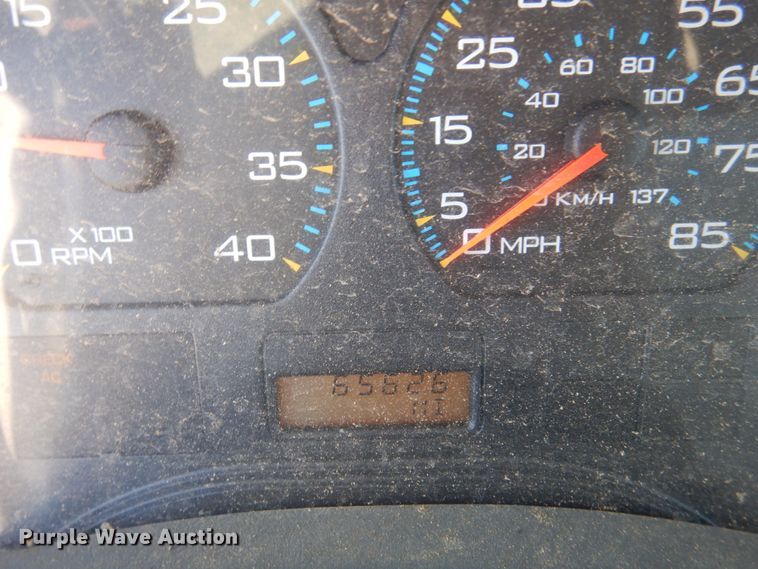 image for item GG9261 2006 International 4300  forestry bucket truck