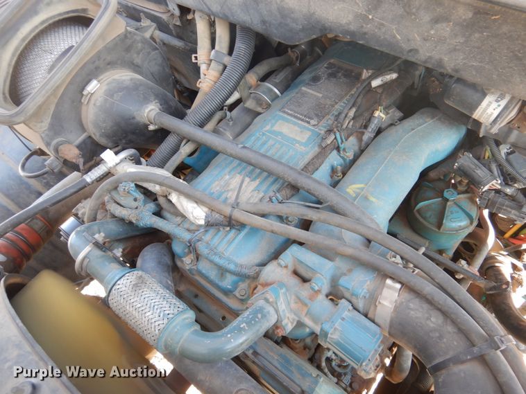 image for item GG9261 2006 International 4300  forestry bucket truck