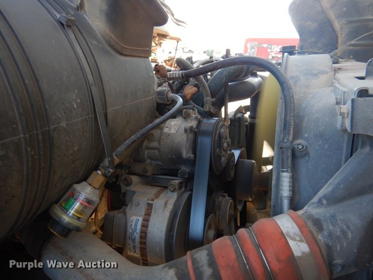 image for item GG9261 2006 International 4300  forestry bucket truck