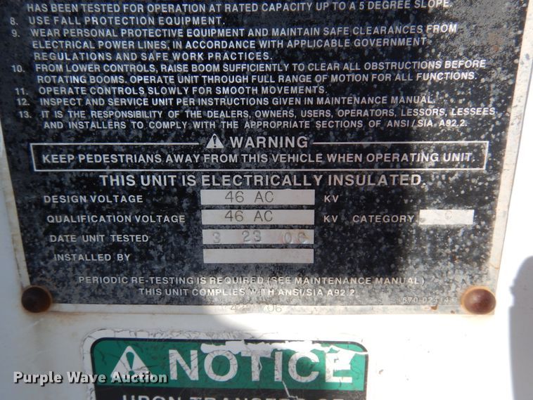 image for item GG9261 2006 International 4300  forestry bucket truck