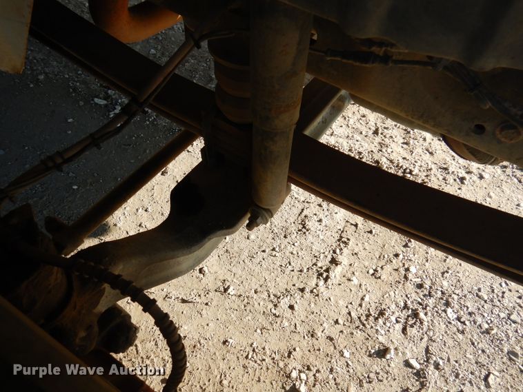 image for item GG9274 2003 International 4300  bucket truck