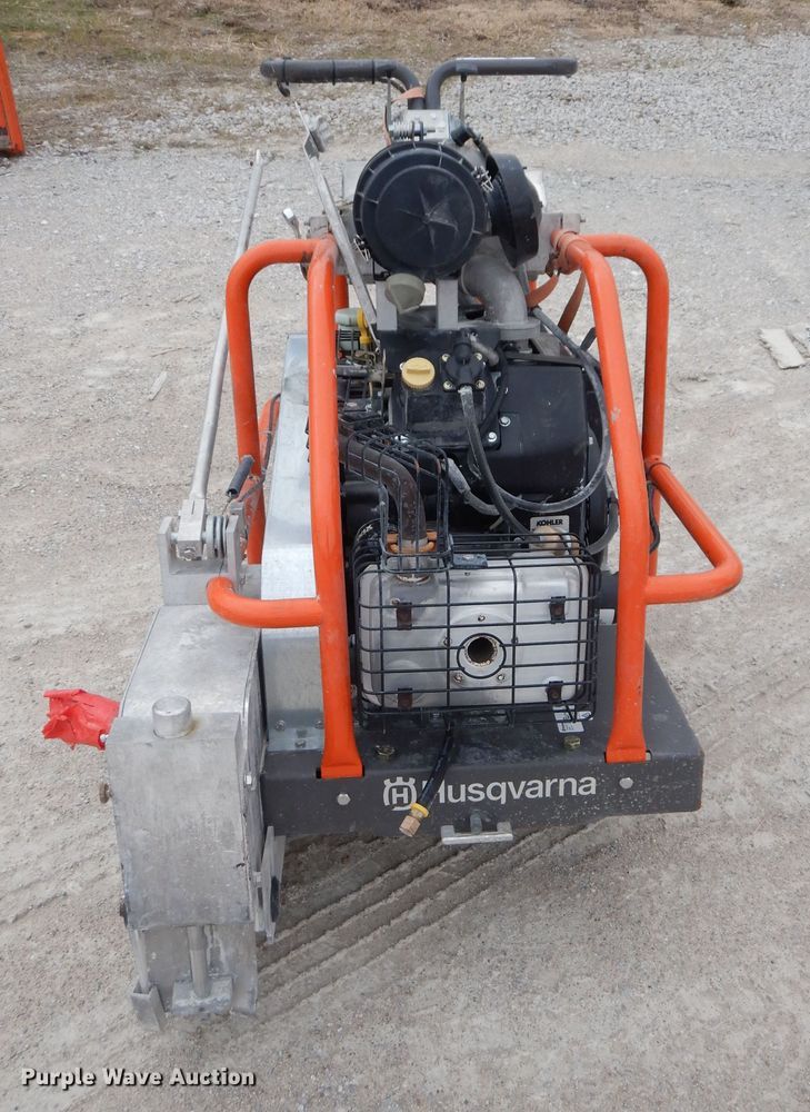 image for item GG9308 2017 Husqvarna Soff Cut 4000 concrete saw
