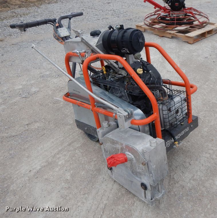 image for item GG9308 2017 Husqvarna Soff Cut 4000 concrete saw