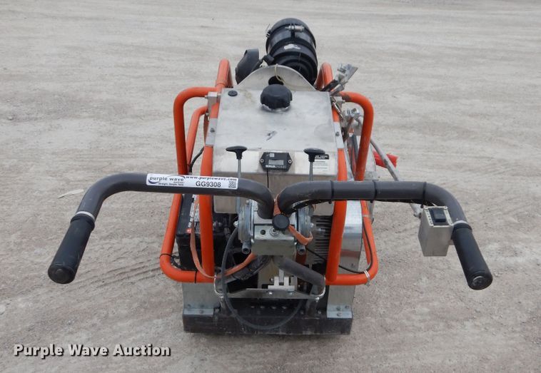 image for item GG9308 2017 Husqvarna Soff Cut 4000 concrete saw