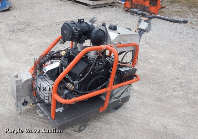 image for item GG9308 2017 Husqvarna Soff Cut 4000 concrete saw