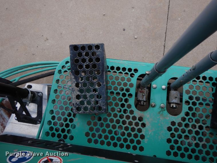 image for item GG9312 2017 Whiteman HHNG5 power trowel