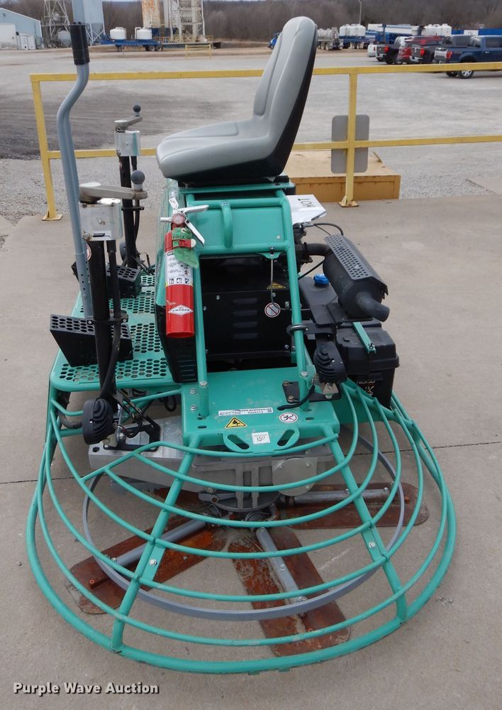 image for item GG9313 2017 Whiteman HHNG5 power trowel