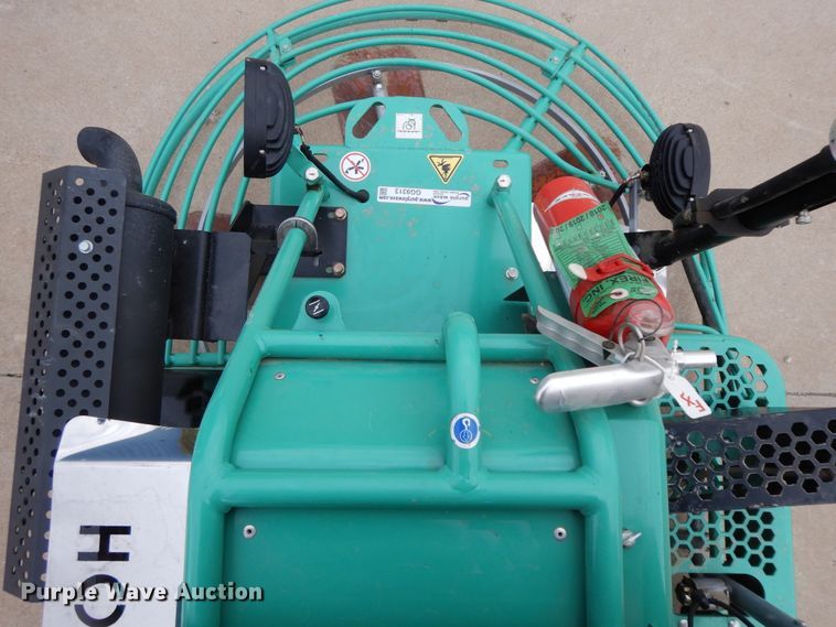 image for item GG9313 2017 Whiteman HHNG5 power trowel