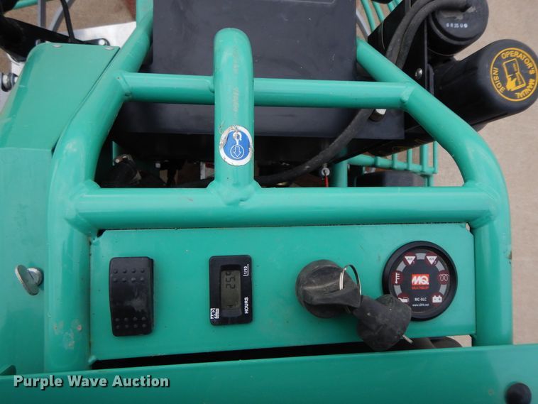 image for item GG9313 2017 Whiteman HHNG5 power trowel