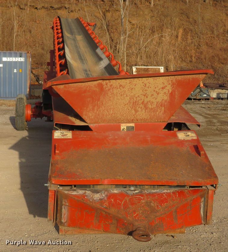 image for item GT9477 2003 Superior 36X60PRSC  radial stacking conveyor